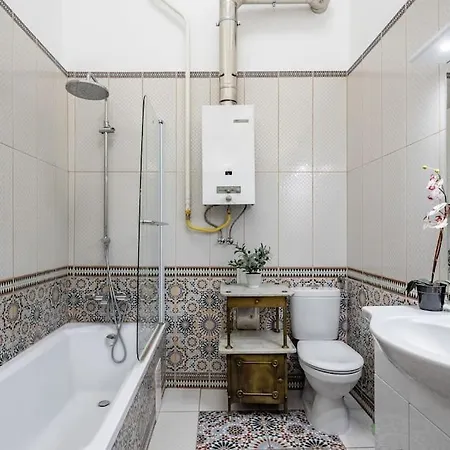 Rakoczi Apartament *